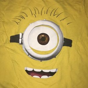 yellow minion graphic tee